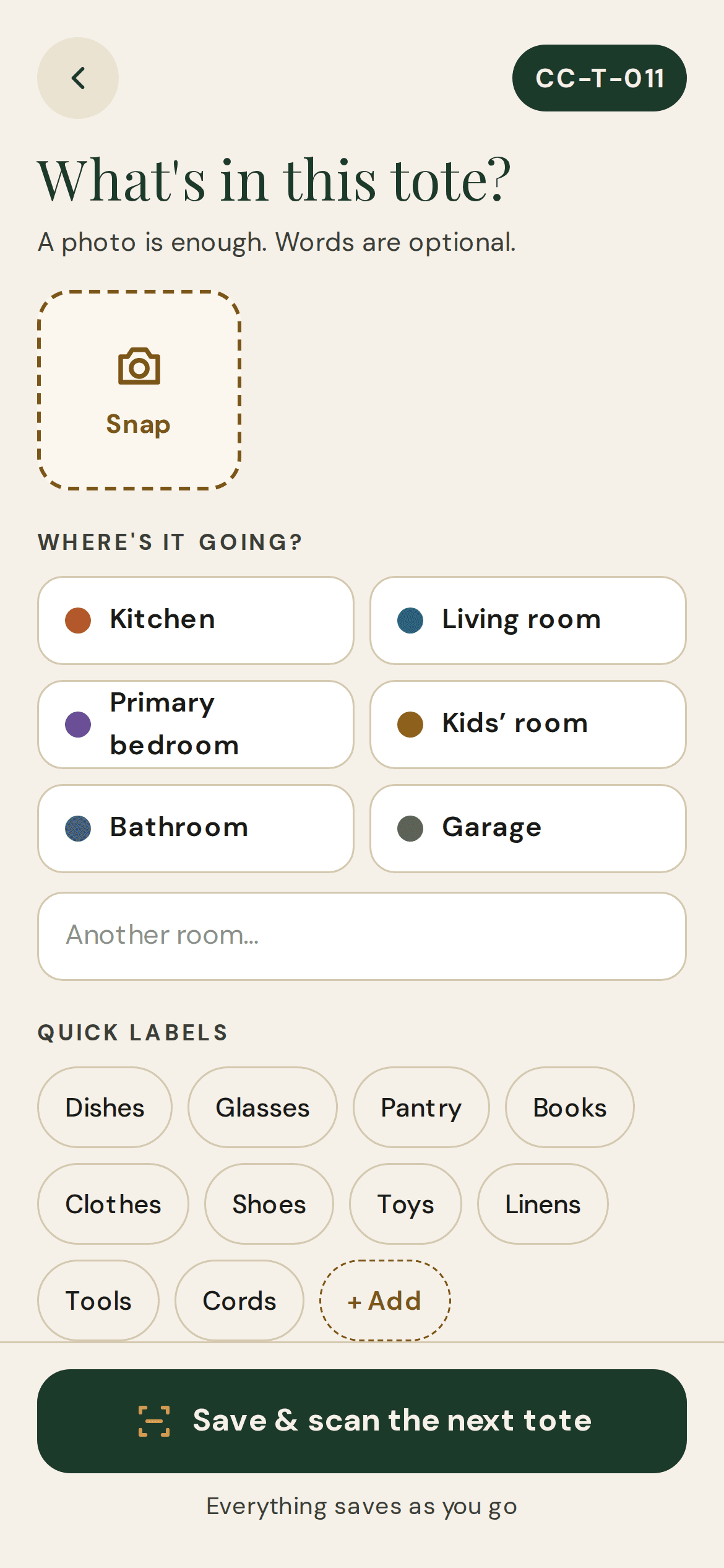 CrateSight packing screen: a Snap button for a photo, colored room choices, and quick labels like Dishes and Books